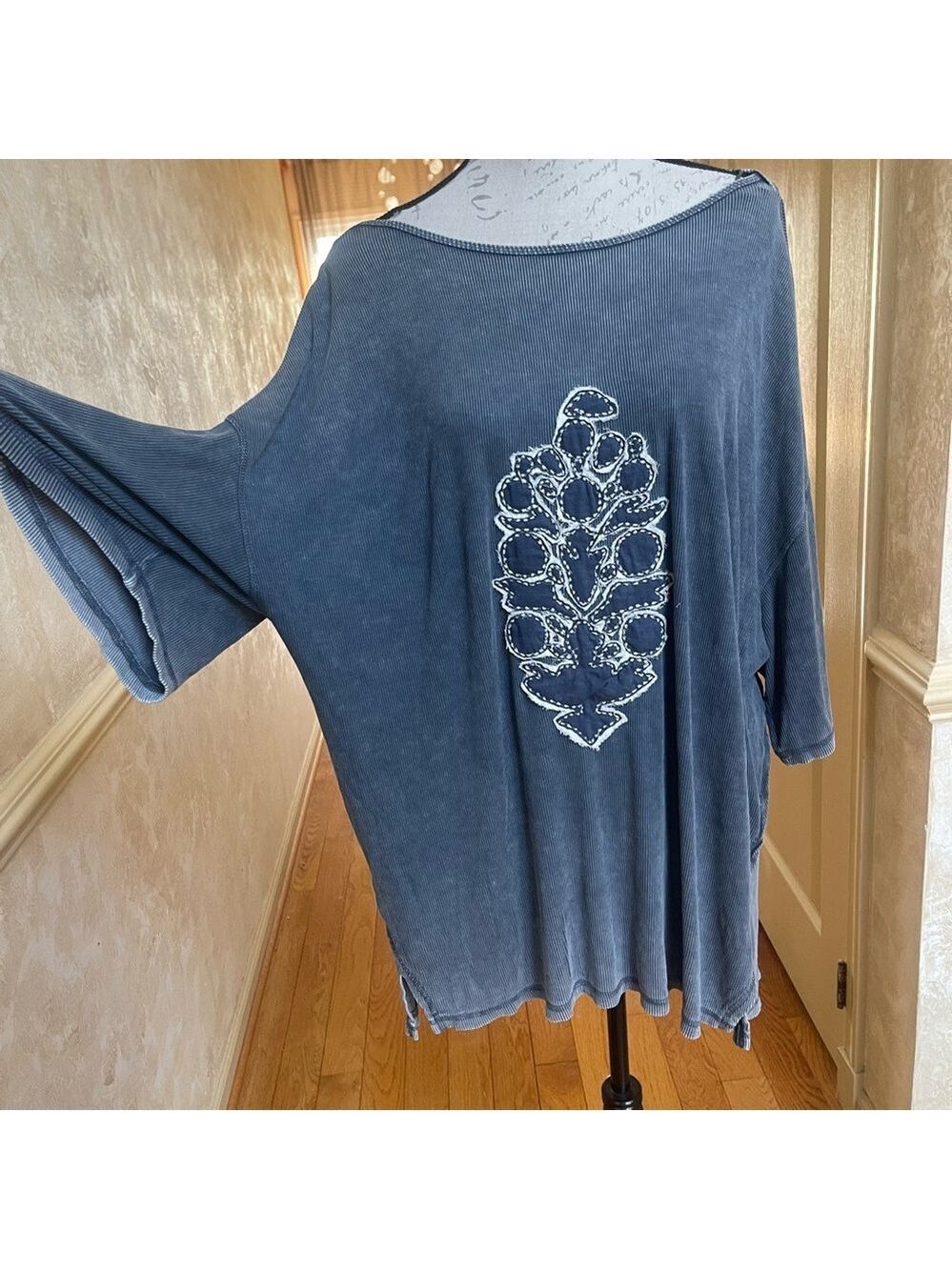 Free People FP Movement Harmony Tee - blue indigo combo burnout graphic Sz Large - Picture 4 of 15